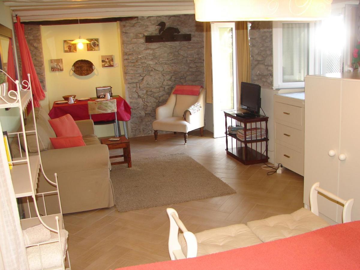 Romantic Studio فونشال الغرفة الصورة